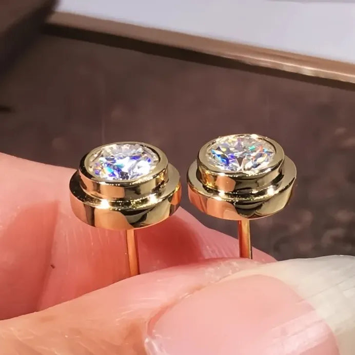 Elegant Gold Geometric Cubic Zirconia Stud Earrings for Women