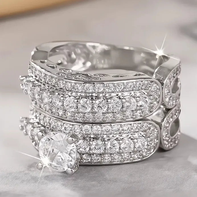 Luxury Women’s 2-Piece Geometric Cubic Zirconia Ring Set for Wedding
