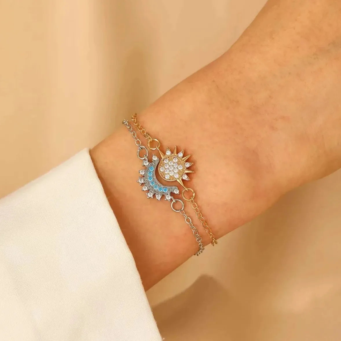 2Pcs Adjustable Copper Bracelets Sun Moon Star Rhinestone Gift Set