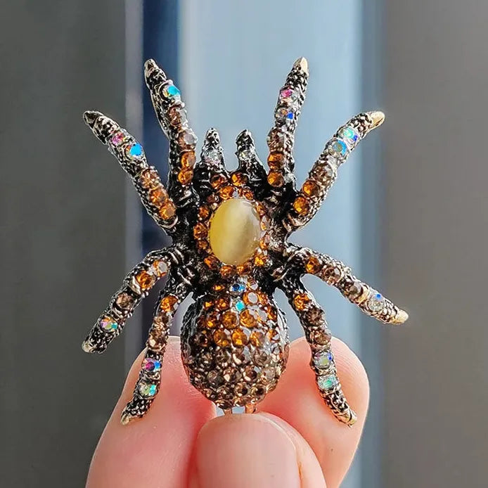 Luxury Elegant Spider Brooch for Women and Men Gift Accessory