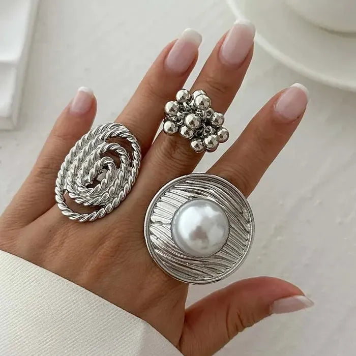 Vintage Adjustable Gold Metal Beads Open Ball Rings for Women Fashion Jewelry