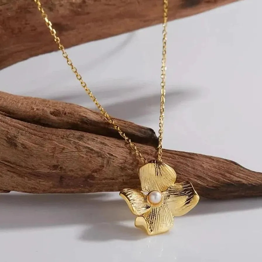 Delicate Twist Petal Pearl Necklace Gold Plated Textured Flower Jewelry Women