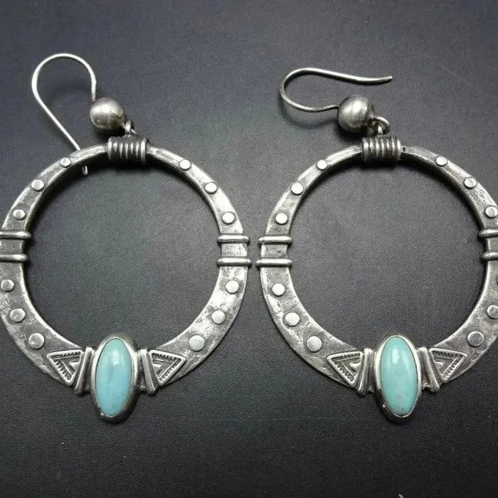 Retro Oval Green Resin Inlaid Drop Earrings Silver Metal Carved Stripes Women