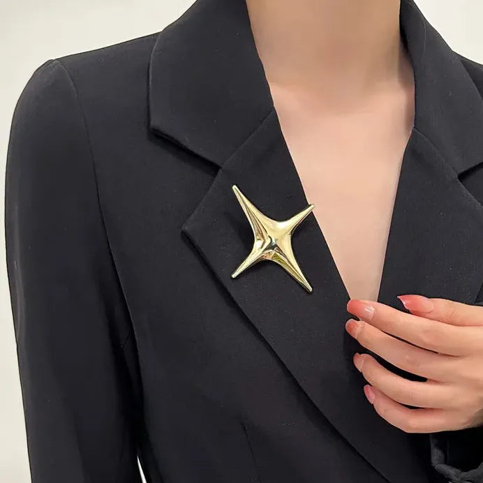 Gold Irregular Metal Spiral Vortex Brooch Zinc Alloy Corsage Pin Gift
