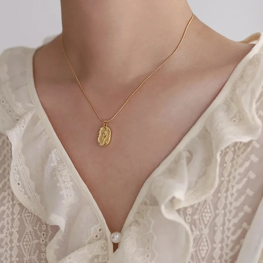 Stainless Steel Tulip Rose Pendant Necklace Waterproof Women’s Jewelry