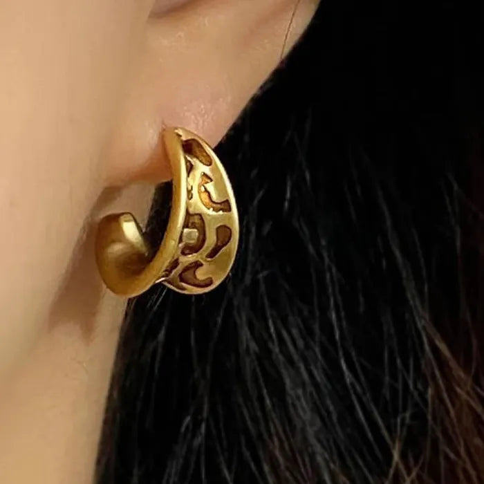 Vintage Leopard Print C-Shaped Zinc Alloy Dangle Earrings for Women Gift
