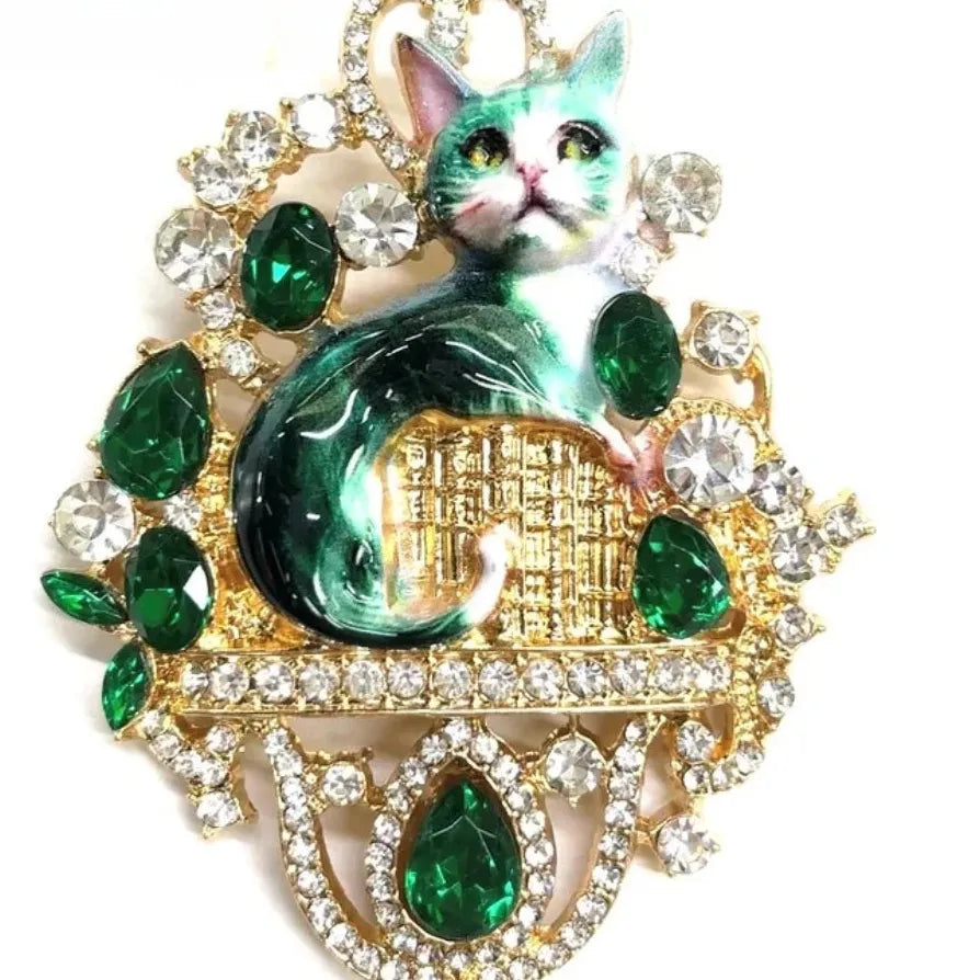 Luxury Elegant Classic Cat Brooch Jewelry Gift for Women Men