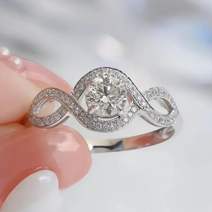 Geometric Twist Cubic Zirconia Crystal Wedding Band for Women
