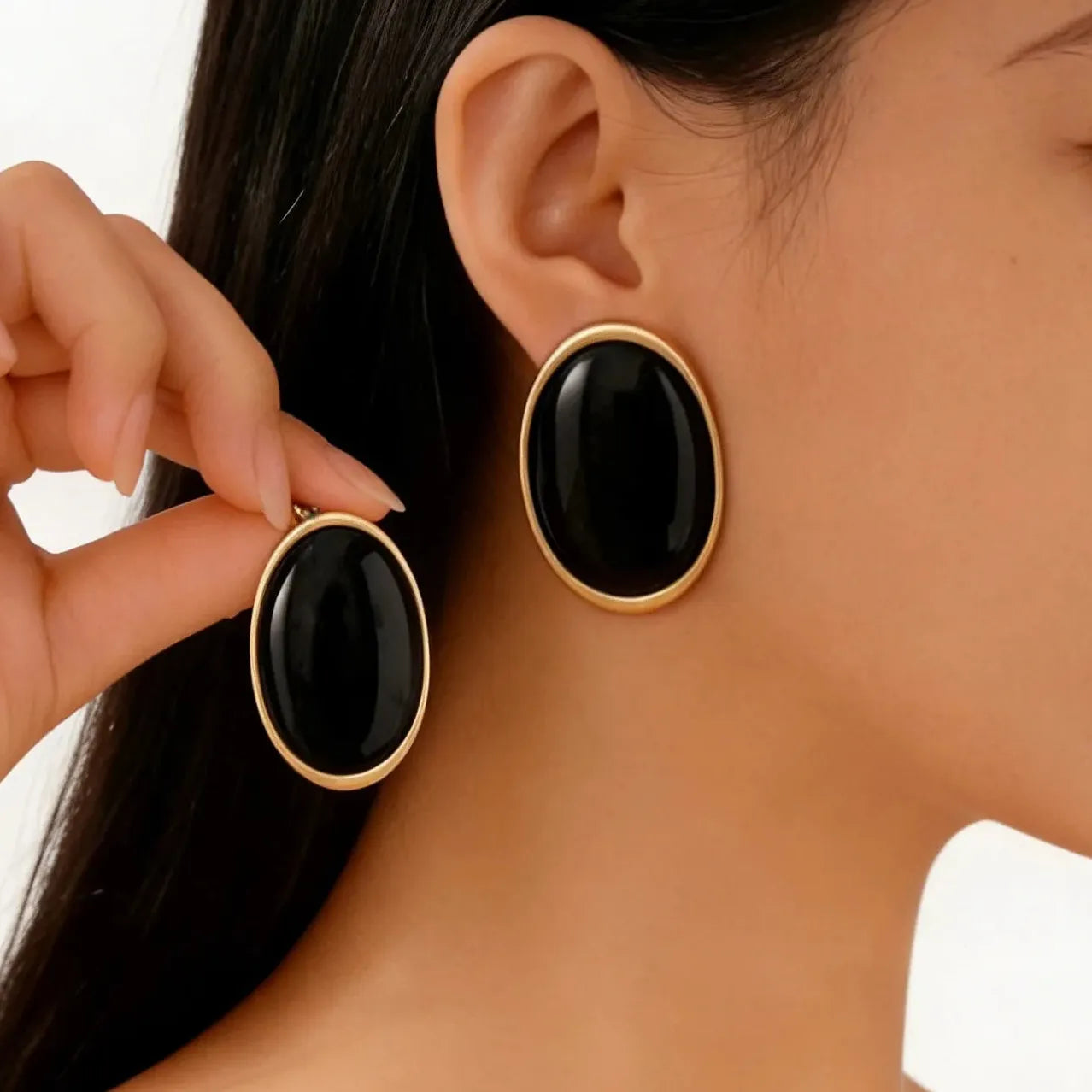 Red Acrylic Oval Geometric Stud Earrings for Women Fashion Jewelry