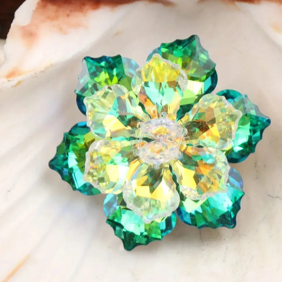 Classic Floral Brooch for Wedding Party Gift Men & Women