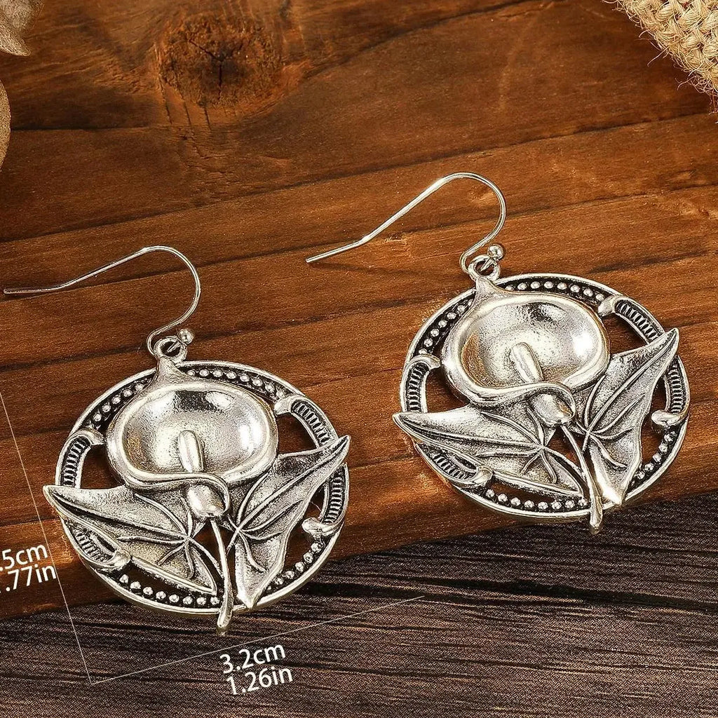 Vintage Bohemian Carved Flower Pendant Pearl Drop Earrings for Women Gift