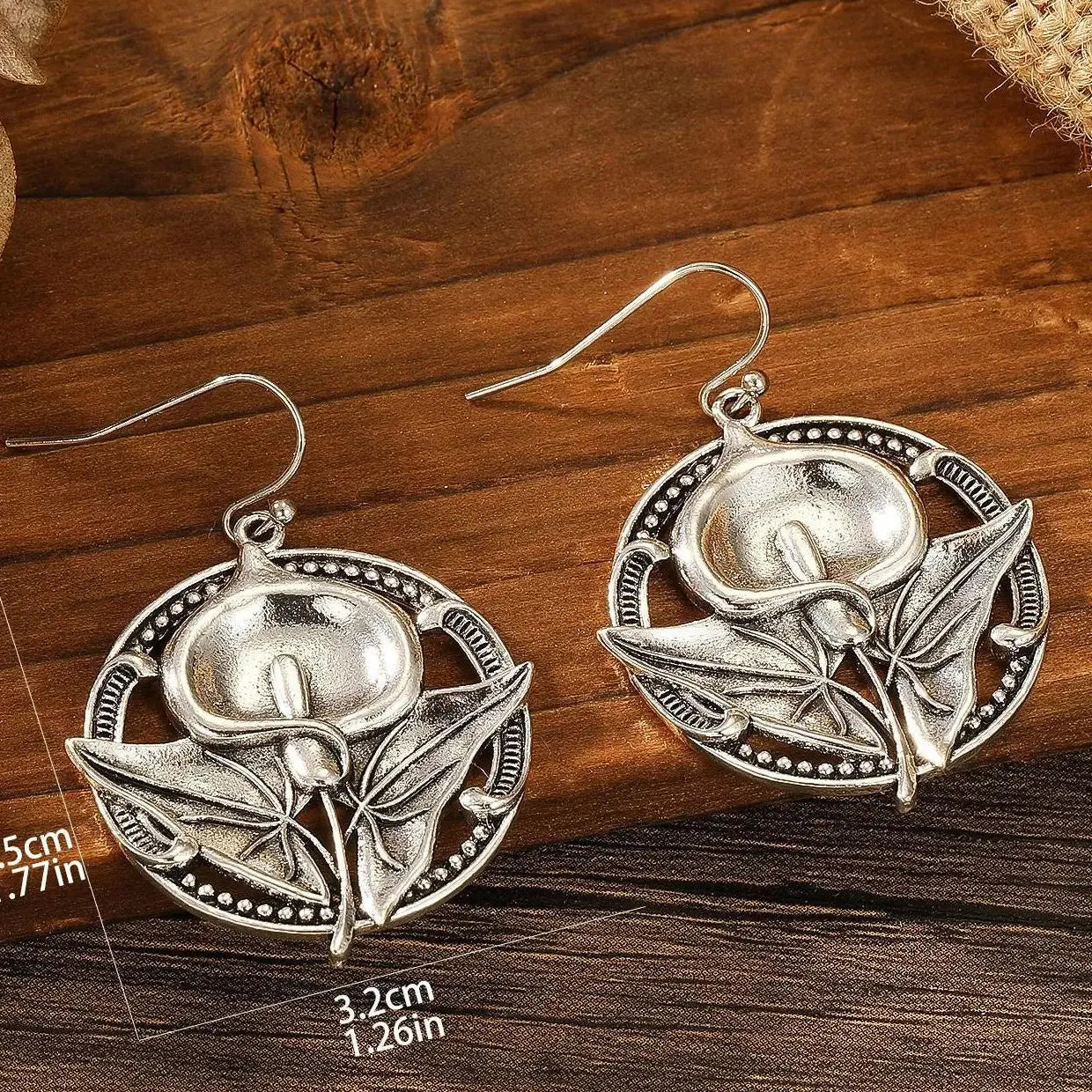 Vintage Bohemian Carved Flower Pendant Pearl Drop Earrings for Women Gift