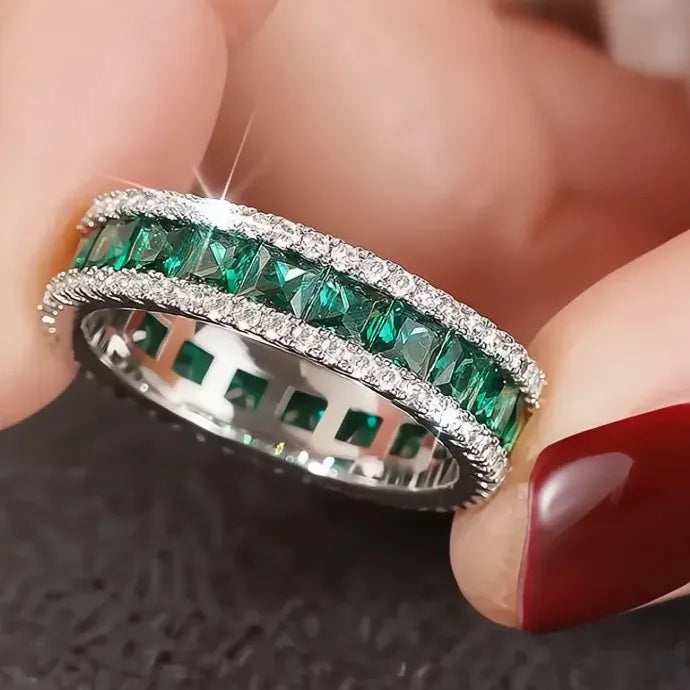 Women’s Geometric Wedding Ring Brass Band with Green Cubic Zirconia