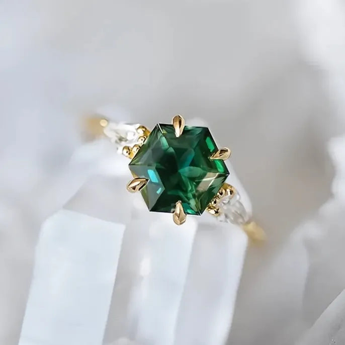 Geometric Green Cubic Zirconia Brass Ring for Women Wedding Party Jewelry