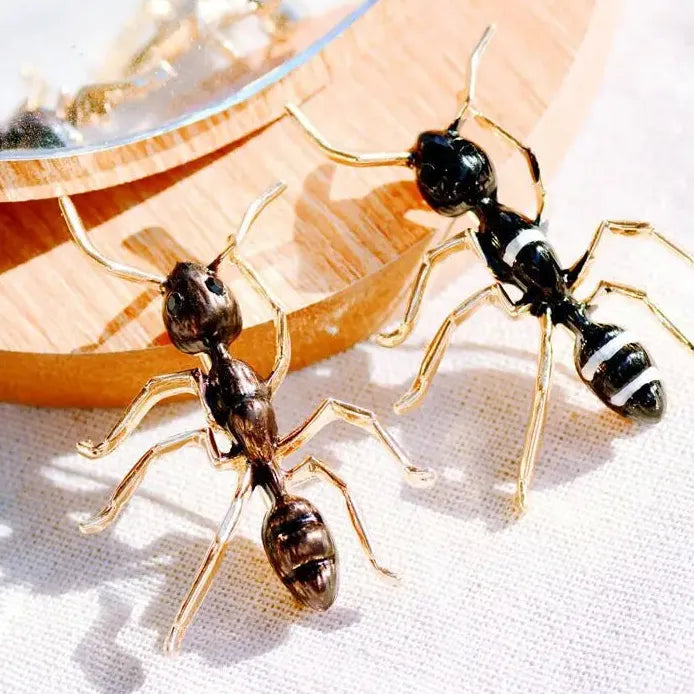 Luxury Insect Brooches Cicada Beetle Bee Mantis Pin for Women