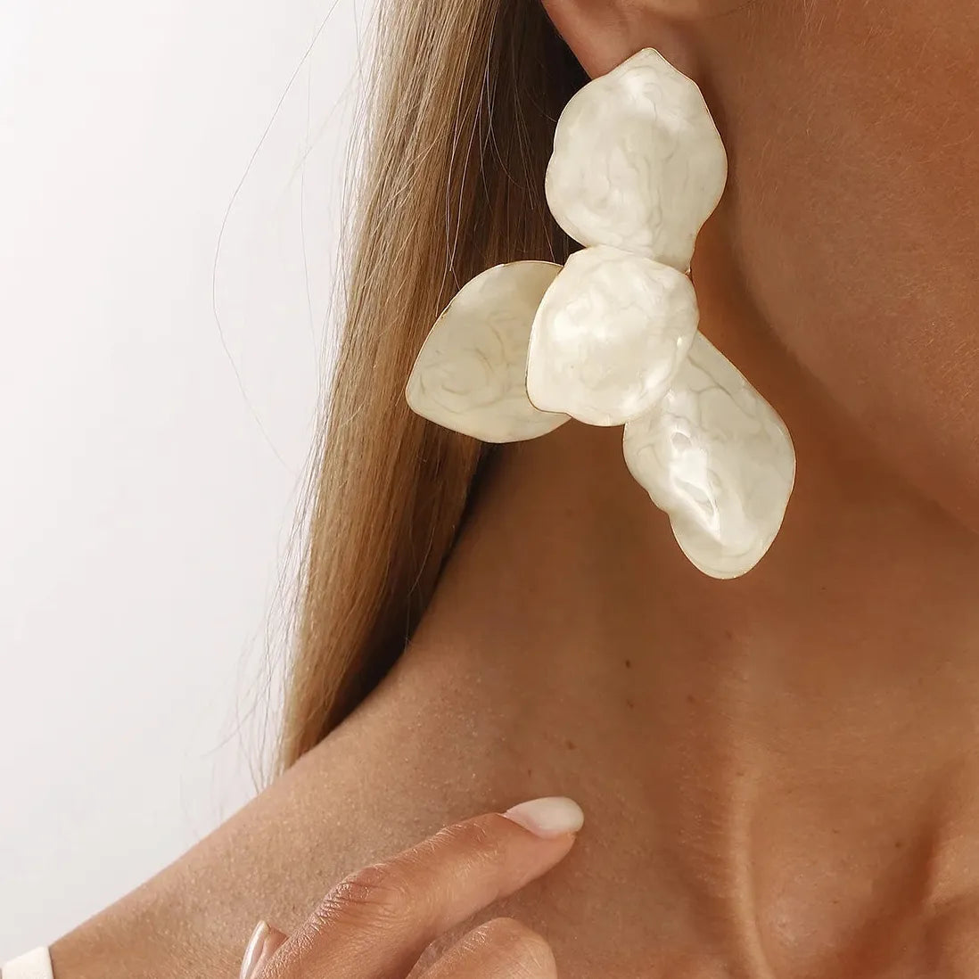 White Oil Drop Big Flower Leaf Earrings for Women Y2K Party Jewelry