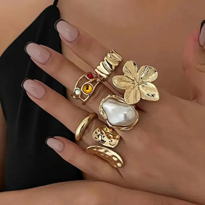 Gold Flower Pearl Crystal Open Ring for Women Elegant Jewelry Gift