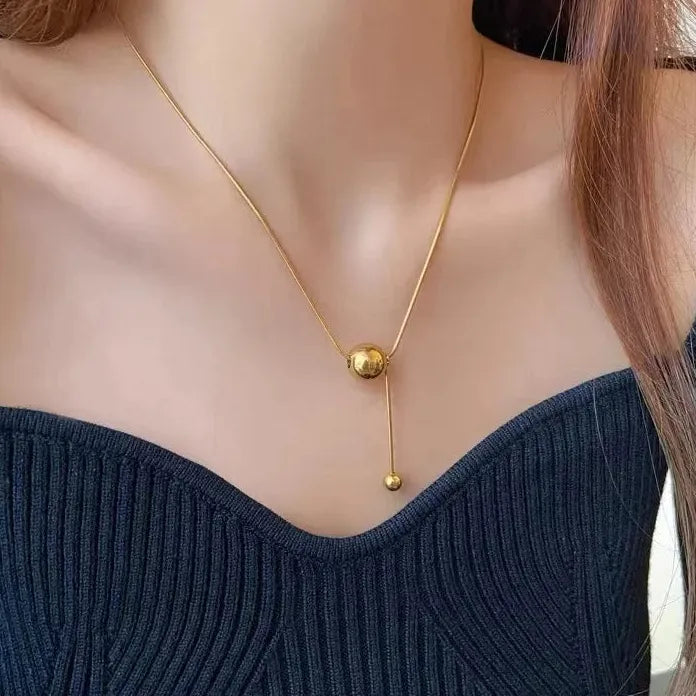 Simple Golden Circle Pendant Stainless Steel Non-Fading Necklace for Women