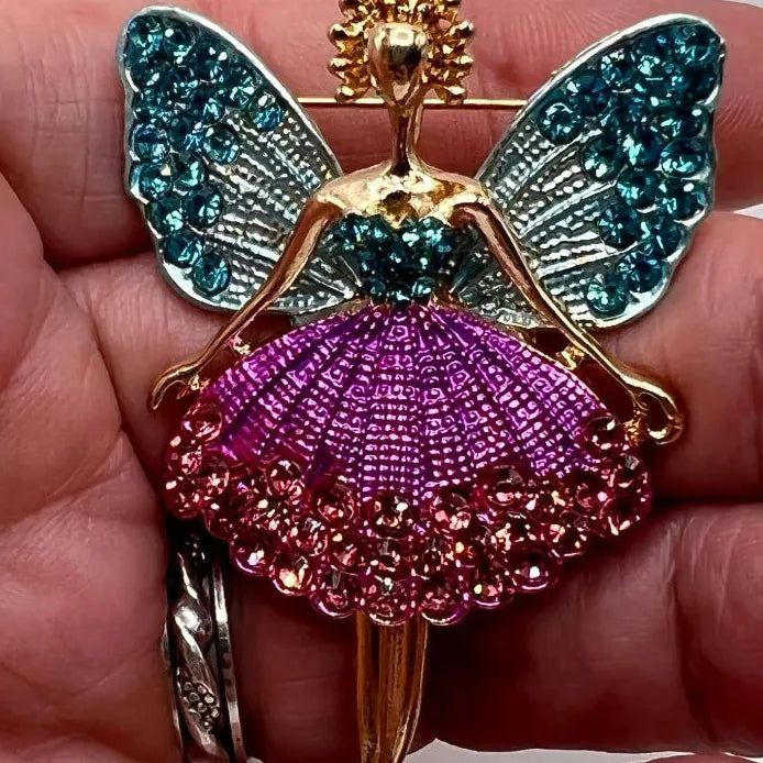 Fashion Ballet Girl Brooch Pin for Women Men Stylish Accessory