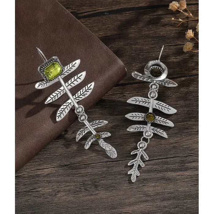 Retro Women's Zinc Alloy Dragonfly Earrings with Blue Gemstone Pendant Jewelry