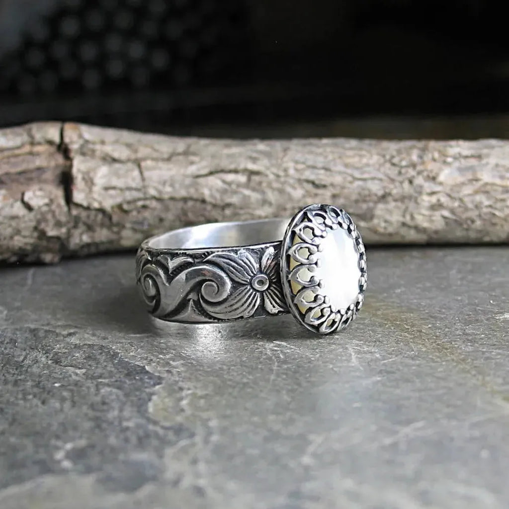 Retro Fashion Resin Inlay Ring for Men Zinc Alloy Simple Stylish Jewelry