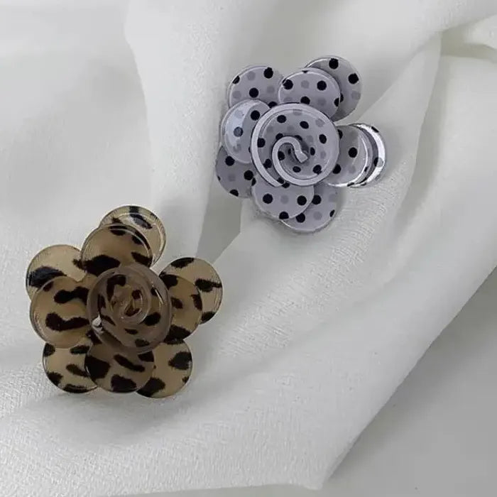 Retro Acrylic 3D Flower Rings for Women Black Polka Dot Leopard Print Gift Jewelry