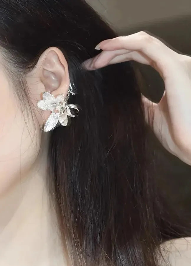 Vintage Copper Lily Ear Cuff Non-Pierced Clip-On Elegant Women's Retro Jewelry