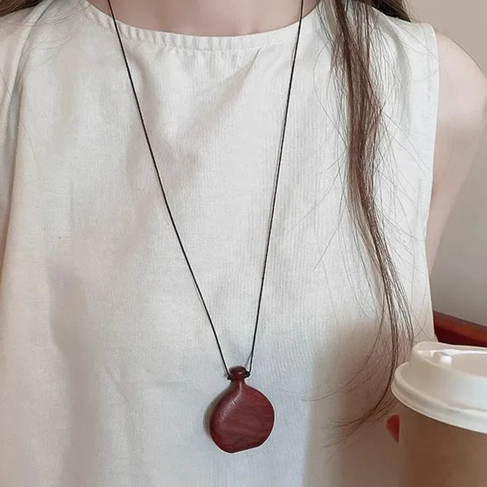 Adjustable Wooden Flagon Pendant Necklace for Women Birthday Gift