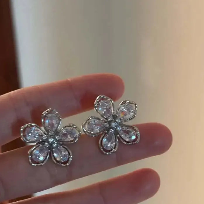 Delicate Zircon Hollow Five Petal Flower Clip Earrings Ear Cuff Women Gift
