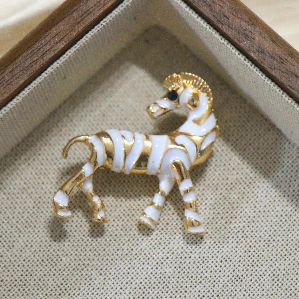 Luxury Zebra Animal Brooch Pin Classic Style Gift for Men Women