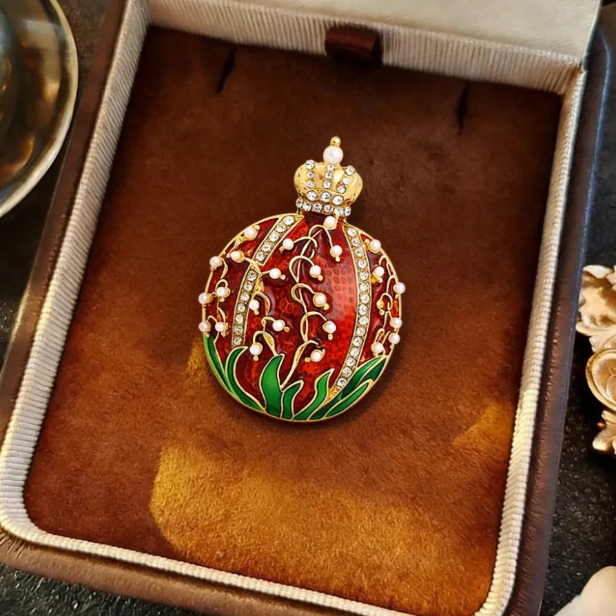 Luxury Classic Pomegranate Brooch Elegant Jewelry Gift for Women