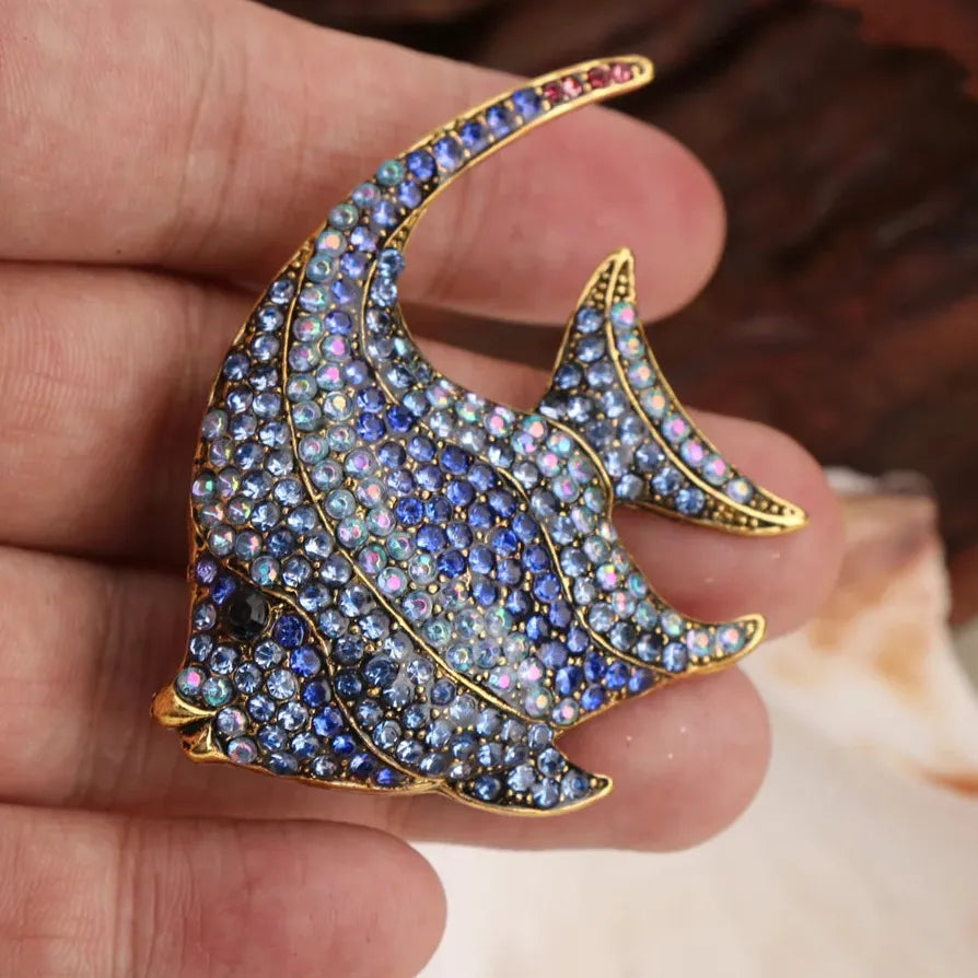 Luxury Tropical Fish Brooch for Men and Women Classic Gift Accessory