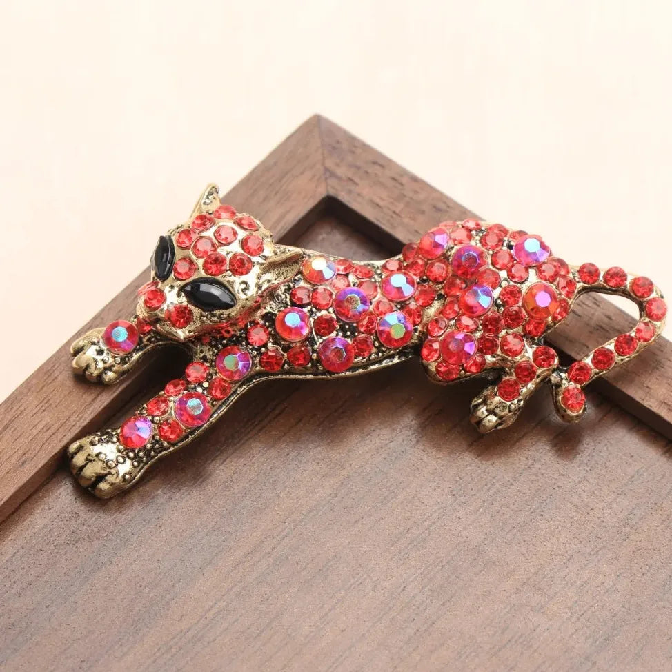 Vintage Leopard-Print Brooch for Men & Women Wedding Gift Accessory