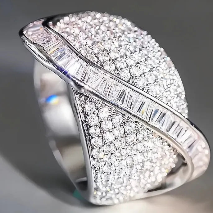 Sparkling Women’s Brass Ring Inlaid Shining CZ Cocktail Party Engagement Wedding Jewelry