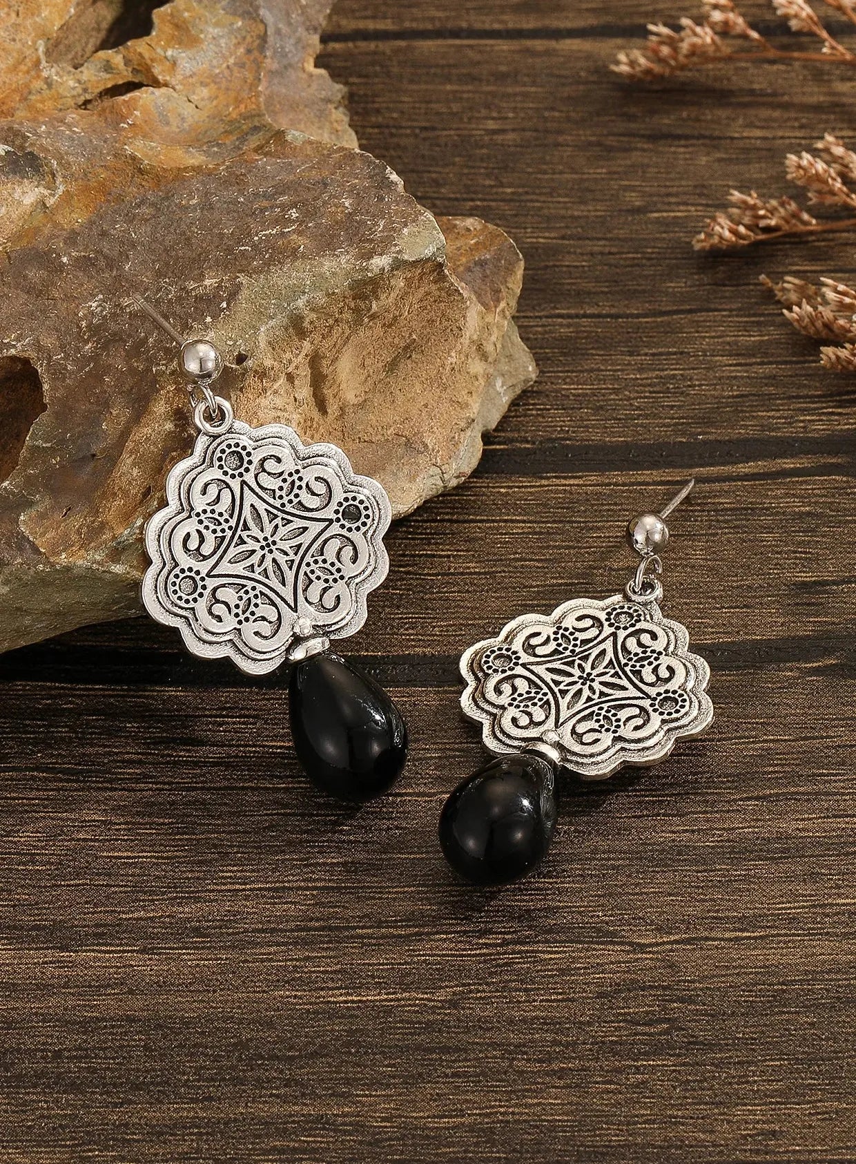 Ethnic Vintage Colorful Round Stone Hoop Hollow Dangle Zinc Alloy Earrings