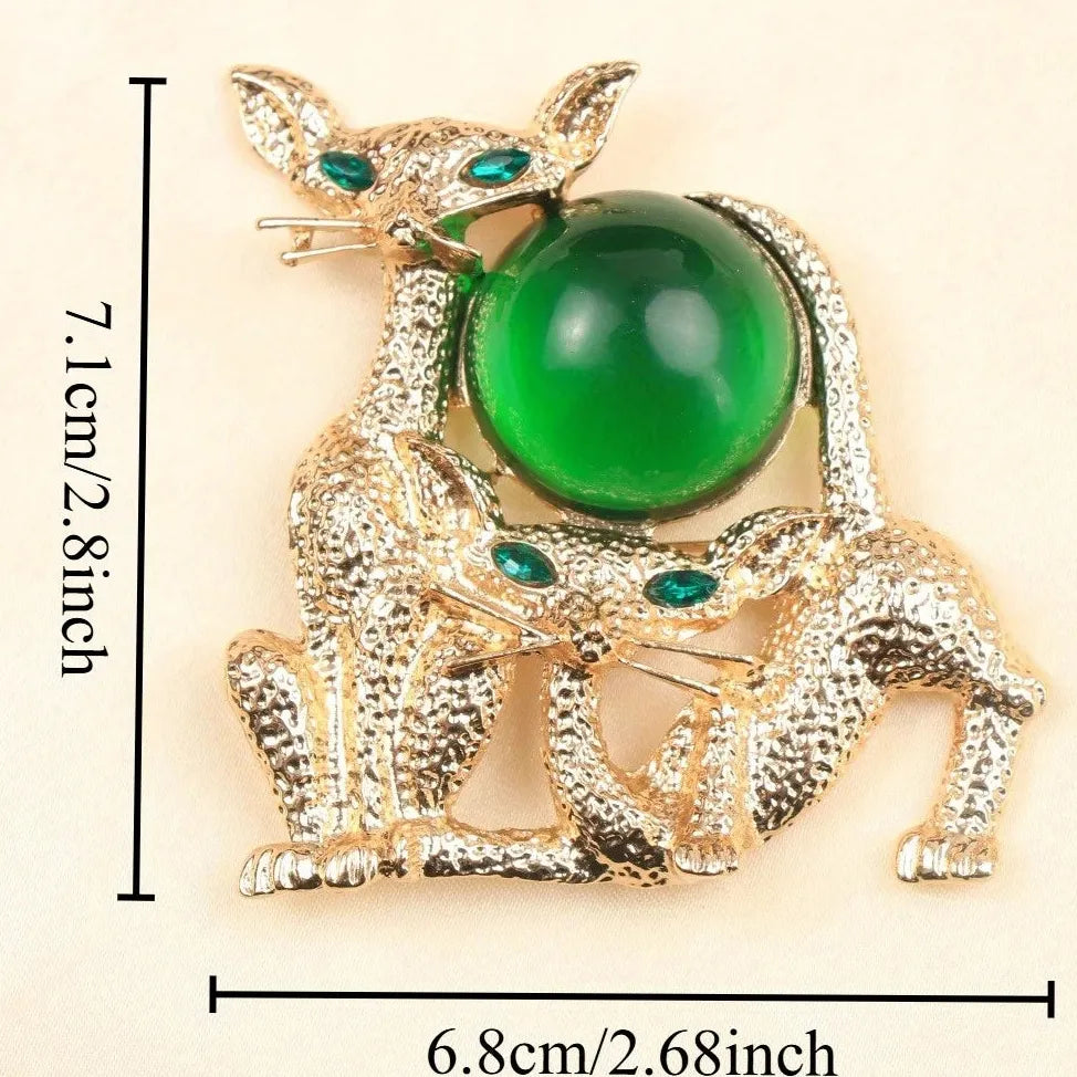Vintage Cat Brooch Classic Jewelry Gift for Men and Women