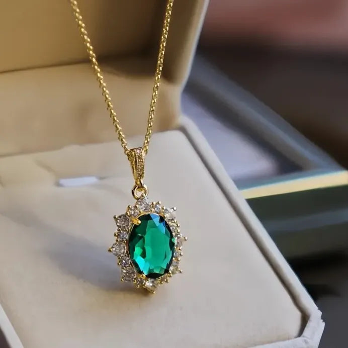 Noble Bright Women’s Green Geometric Cubic Zirconia Pendant Necklace 45CM