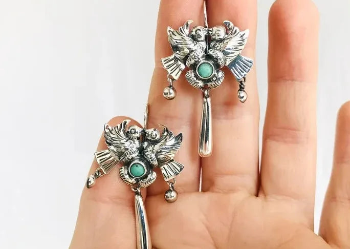 Vintage Bird Flower Inlaid Green Stone Resin Zinc Alloy Dangle Earrings Women