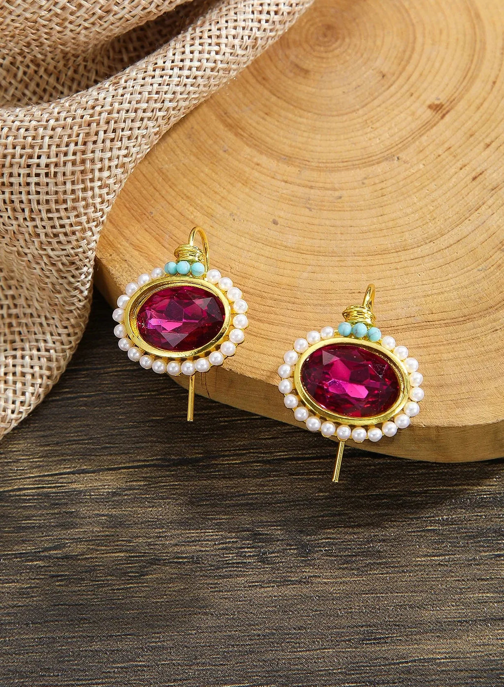 Flower Shaped White Pearl Ear Hooks Zinc Alloy Earrings for Women Bridal Engagement