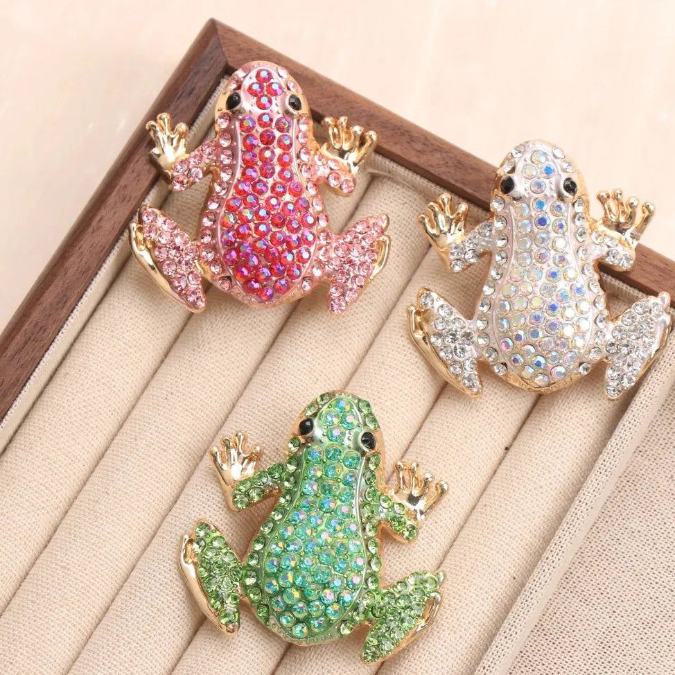 Luxury Frog Brooch Pin Classic Style Jewelry Gift for Men & Women