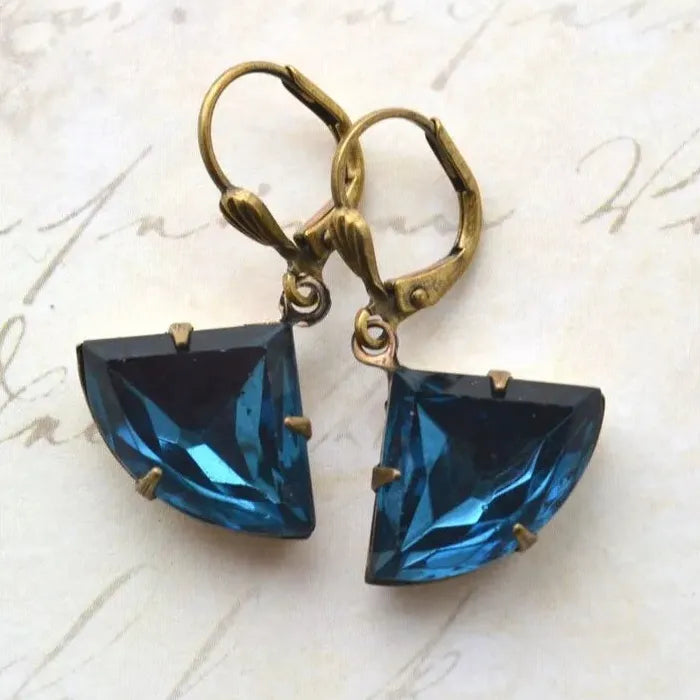 Vintage Fan-Shaped Crystal Pendant Earrings for Women Zinc Alloy Jewelry