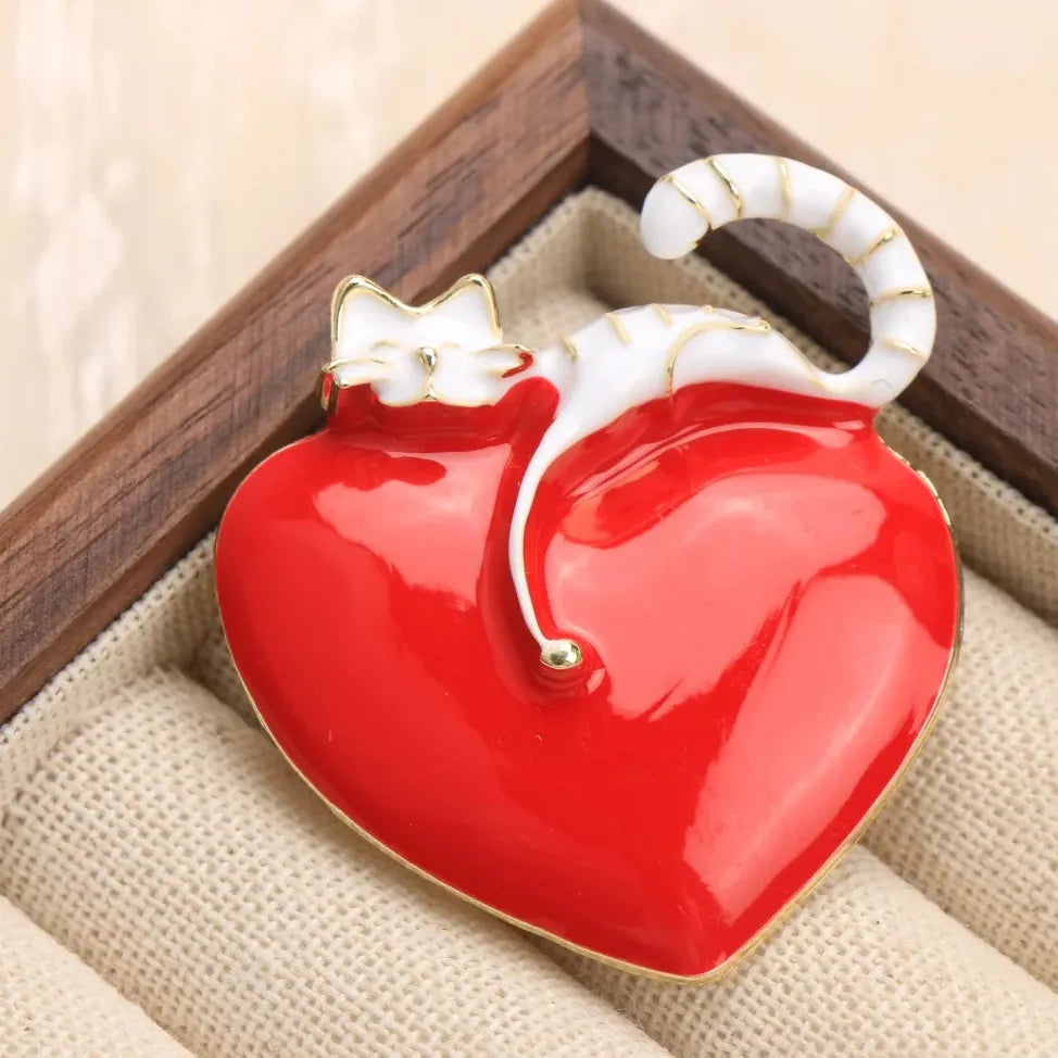 Classic Cat Brooch for Men & Women Wedding Gift Elegant Accessory