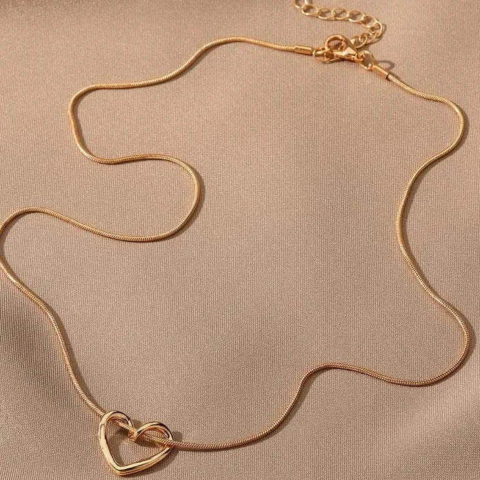 Simple Hollow Love Heart Pendant Necklace Geometric Chain for Women Jewelry