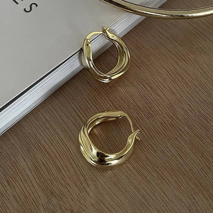 Vintage Gold Star Hollow Hoop Earrings for Women Christmas Jewelry Gift