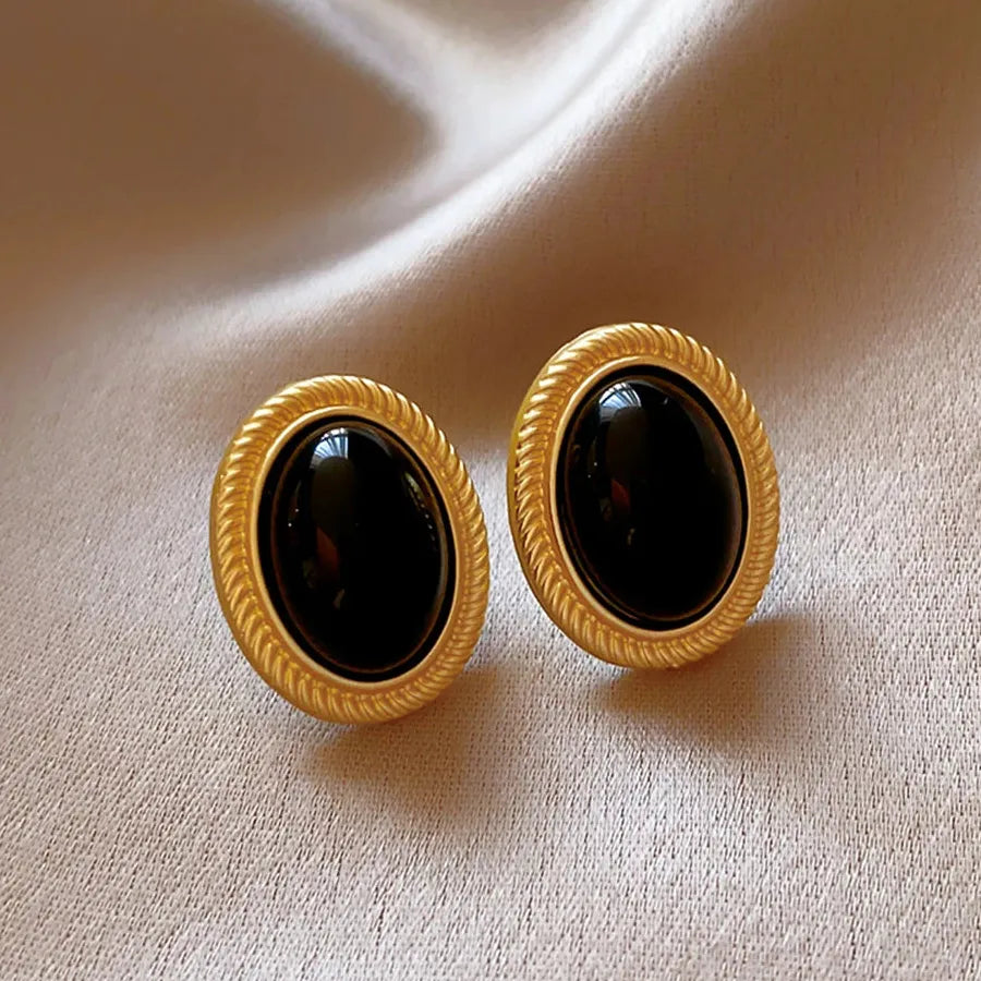 2024 Retro Gold Metal Black Round Stud Earrings Elegant Party Jewelry
