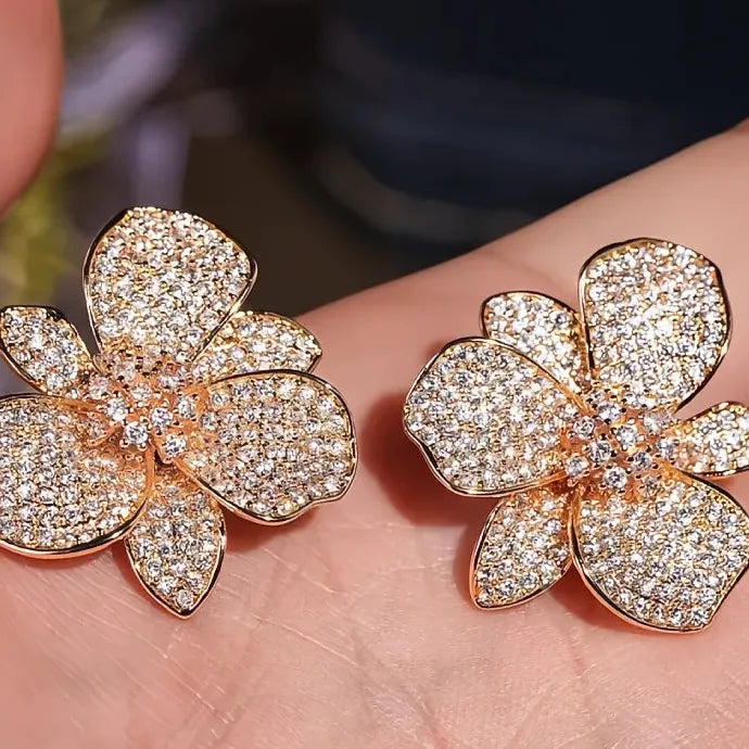 Elegant Flower Design Copper Alloy Stud Earrings with Pink White CZ for Women