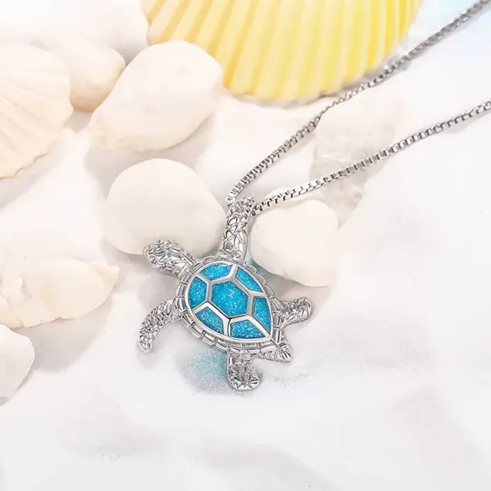 Trendy Turtle Pendant Necklace for Women Unique Animal Jewelry Gift