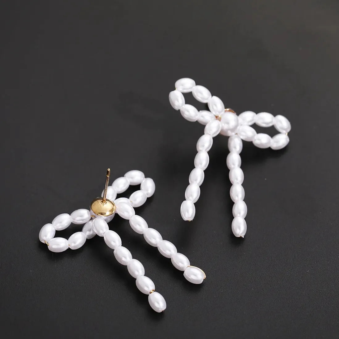 Vintage Baroque Pearl Bowknot Stud Earrings for Women Elegant Jewelry Gift
