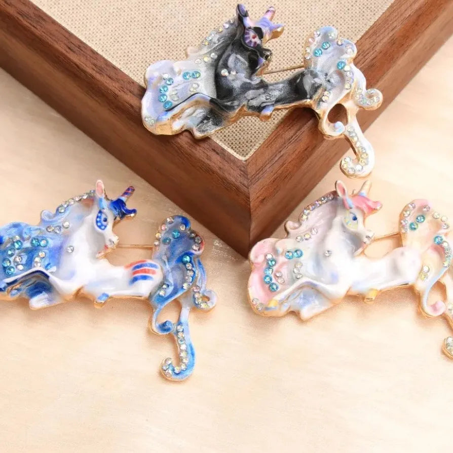 Luxury Classic Unicorn Brooch Pin Jewelry for Women Elegant Style