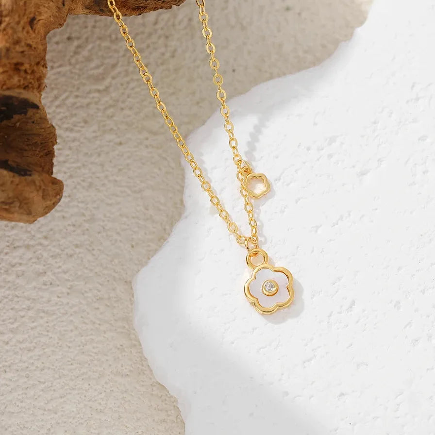 18K Gold Plated Stainless Steel Geometric Pendant Necklace for Women Stylish Jewelry